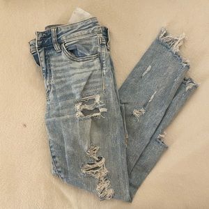 American eagle ripped jeans